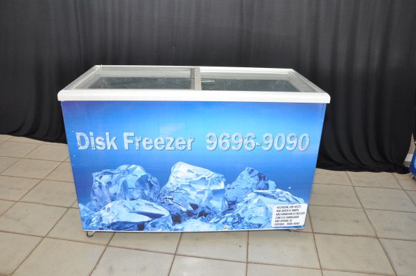 Frezer 410 litros Tampa de Vidro  220v